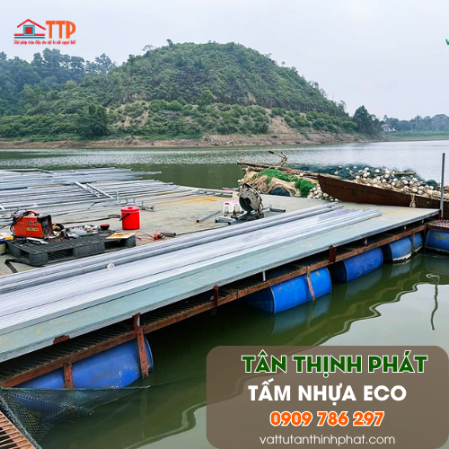 Tấm Nhựa ECO Lót Sàn Làm Vách: Giải Pháp Vật Liệu Hiện Đại