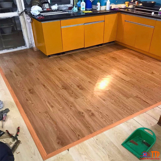 SÀN NHỰA DÁN KEO GIẢ GỖ MAXFLOOR 14V